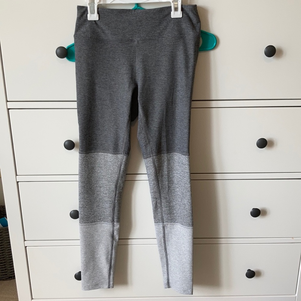 Outdoor voices grey color block leggings (small)